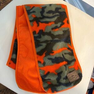 Gap kids fleece camo scarf